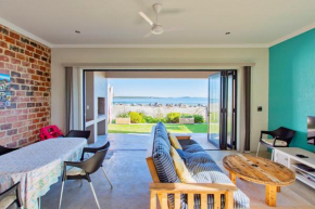 Beach Breakaway Apartment